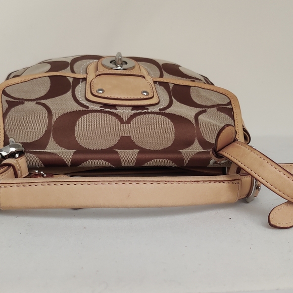 RETRO COACH Willis 70th Anniversary Limited Edition Crossbody BagRetro - Picture 9 of 16